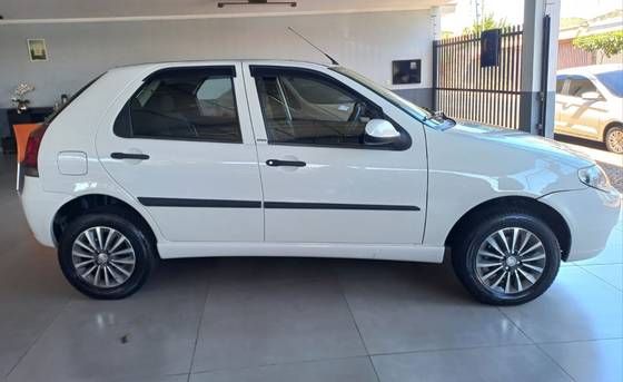 FIAT PALIO 1.0 MPI FIRE ECONOMY 8V FLEX 4P MANUAL FIAT PALIO 1.0 MPI FIRE ECONOMY 8V FLEX 4P MANUAL